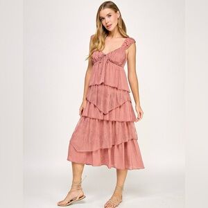 Seni & Cade Elegant Pink Layered Dress